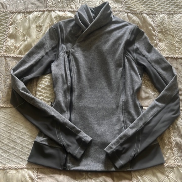 Like - Picture 1 of 6